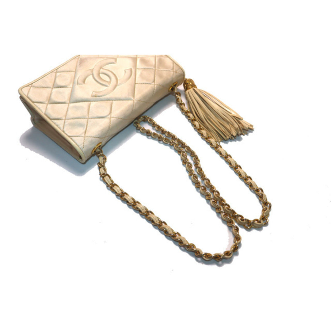 Chanel Quilted GD Metal Fittings Shoulder Bag — view 7