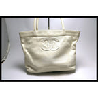 Chanel No 5 CC Logo GD Metal Fittings Tote — view 2