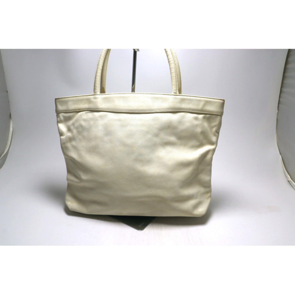 Chanel No 5 CC Logo GD Metal Fittings Tote — view 3