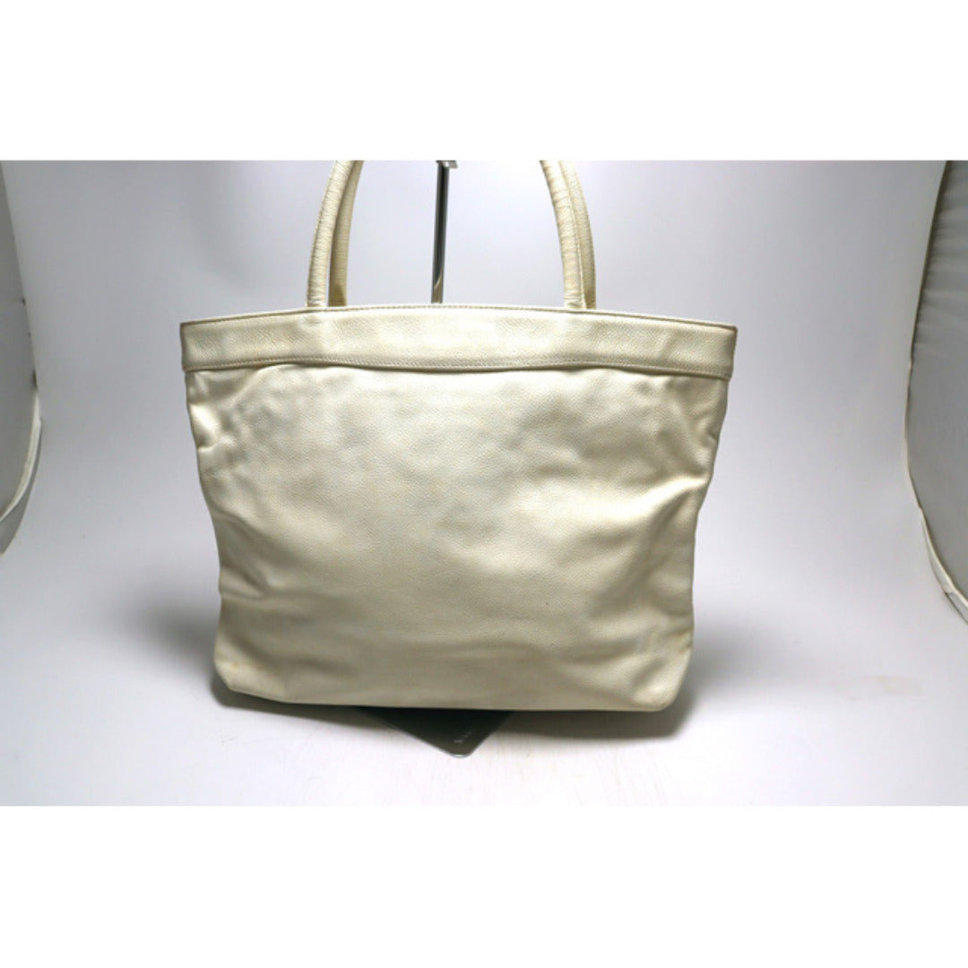 Chanel No 5 CC Logo GD Metal Fittings Tote — view 3