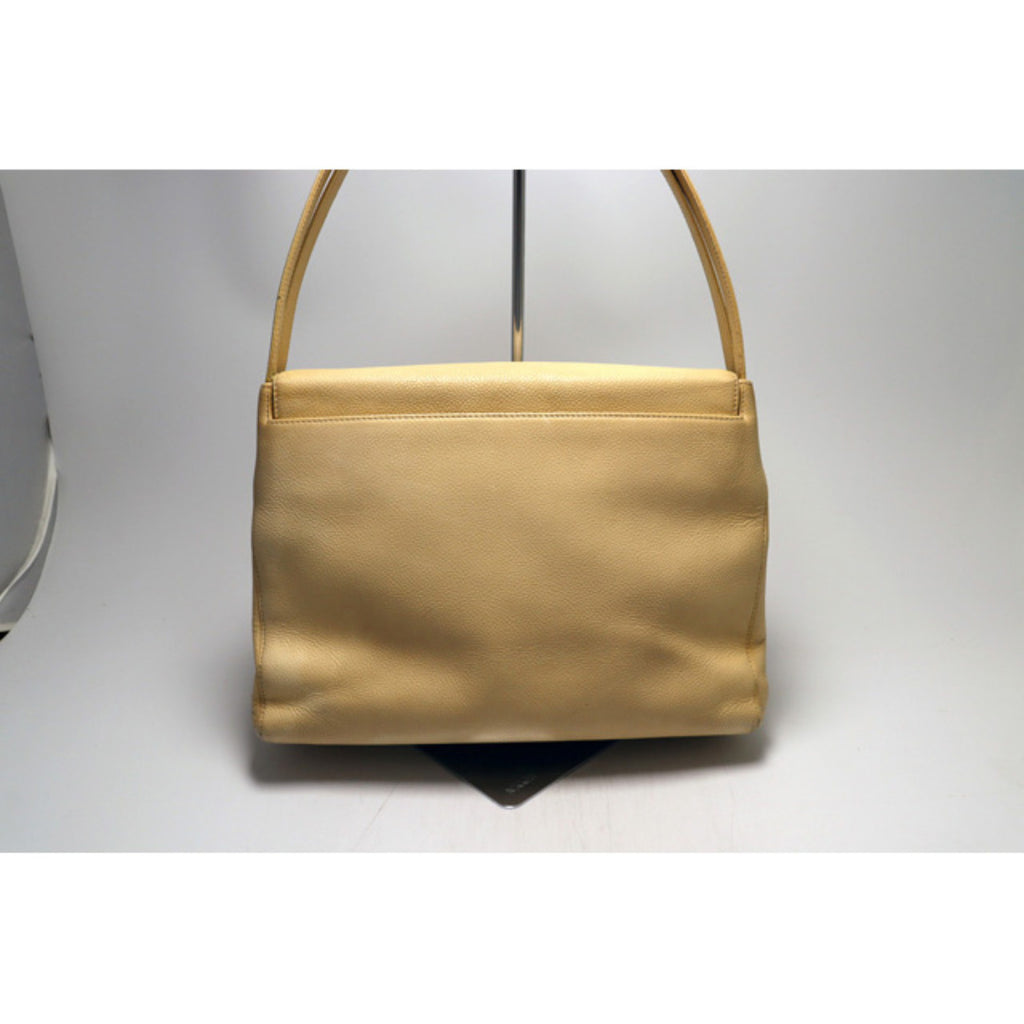 Chanel No 5 Caviar Leather GD Metal Fittings Shoulder Bag — view 3
