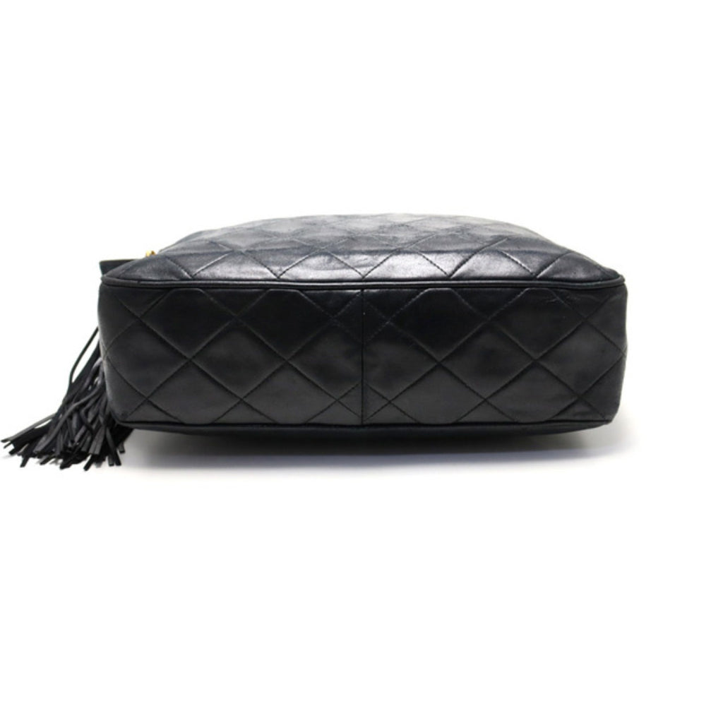 Chanel Quilted GD Metal Fittings Shoulder Bag — view 4