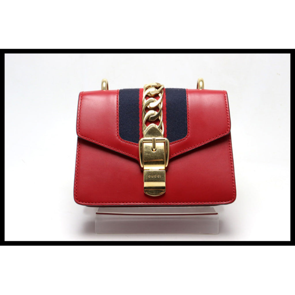 Gucci Sylvie Chain Shoulder Bag — view 2