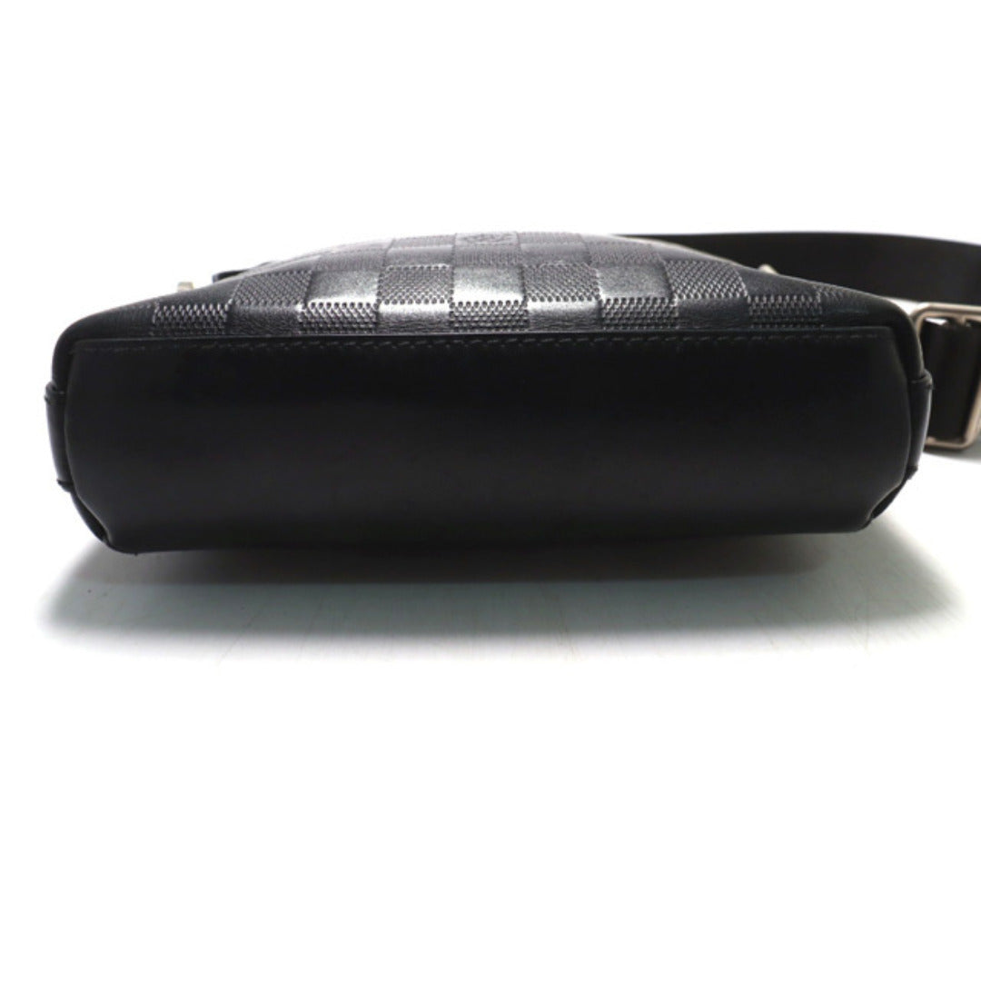 Louis Vuitton Discovery Messenger BB — view 4