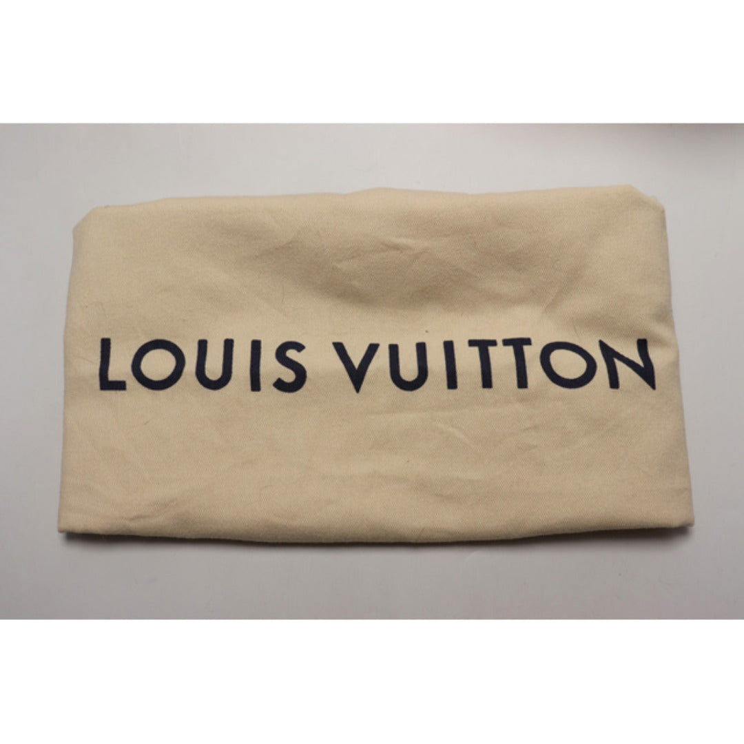 Louis Vuitton Damier Graphite Dopp Kit Second Bag — view 8