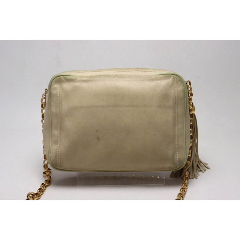 Chanel CC Logo GD Metal Fittings Shoulder Bag — view 3