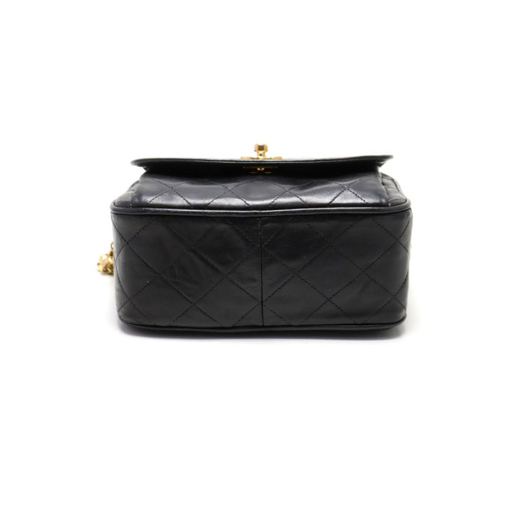 Chanel Quilted GD Metal Fittings Shoulder Bag — view 4