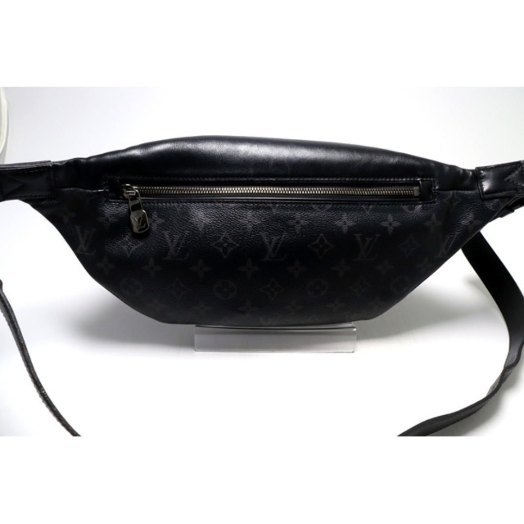 Louis Vuitton Discovery Bum Bag PM — view 3