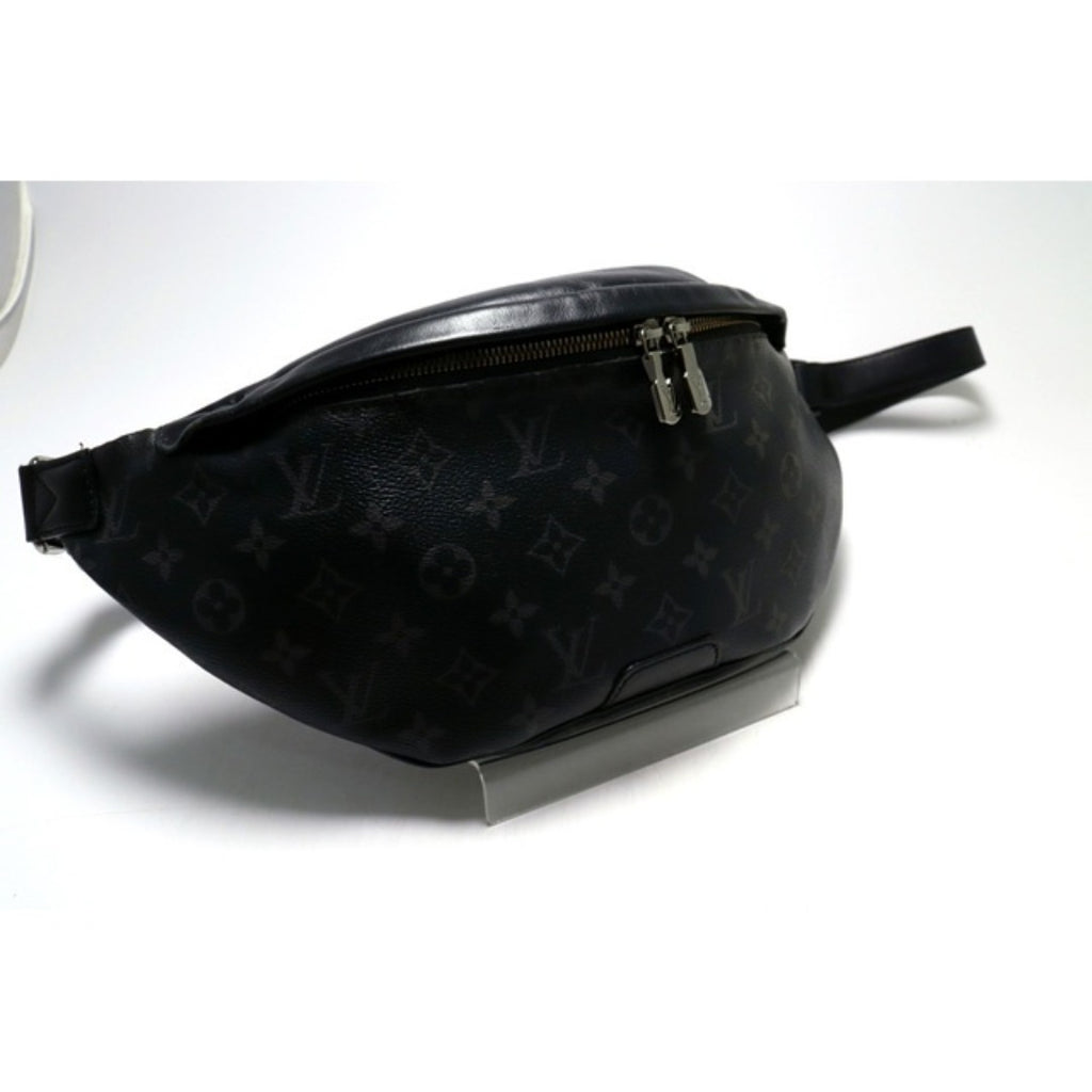 Louis Vuitton Discovery Bum Bag PM — view 5