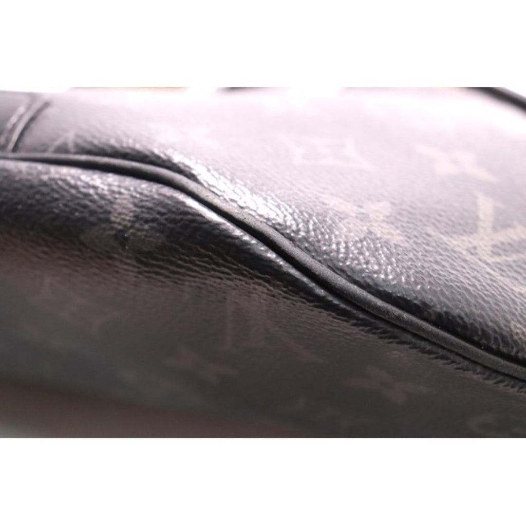 Louis Vuitton Discovery Bum Bag PM — view 7