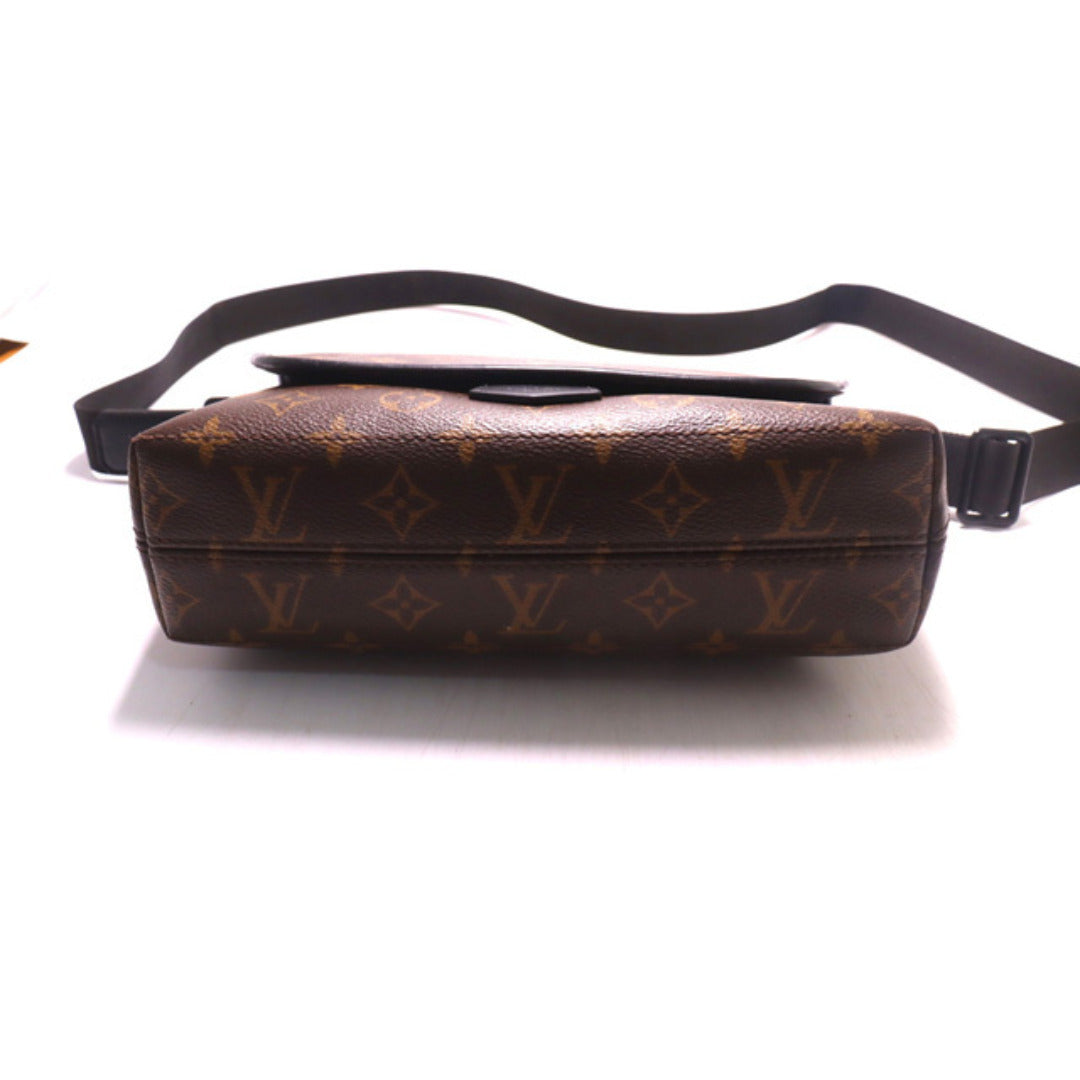 Louis Vuitton Magnetic Messenger Shoulder Bag — view 4