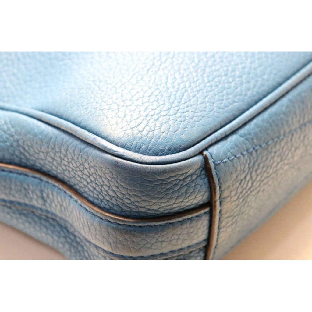 Louis Vuitton Taurillon Armand MM Business Handbag — view 5