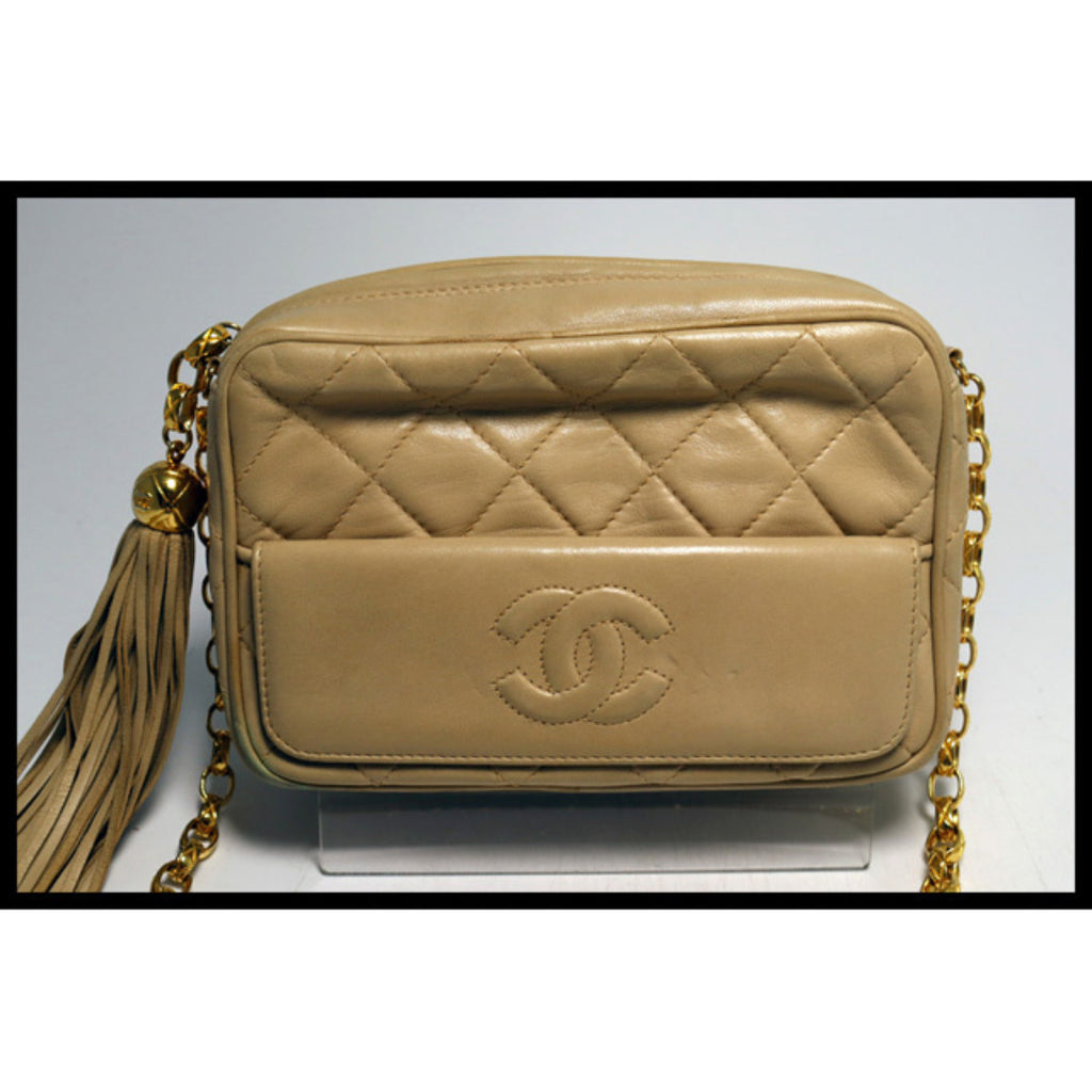 Chanel Quilted GD Metal Fittings Shoulder Bag — view 2