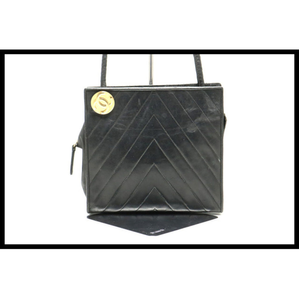 Chanel Stitch GD Metal Fittings Shoulder Bag — view 2