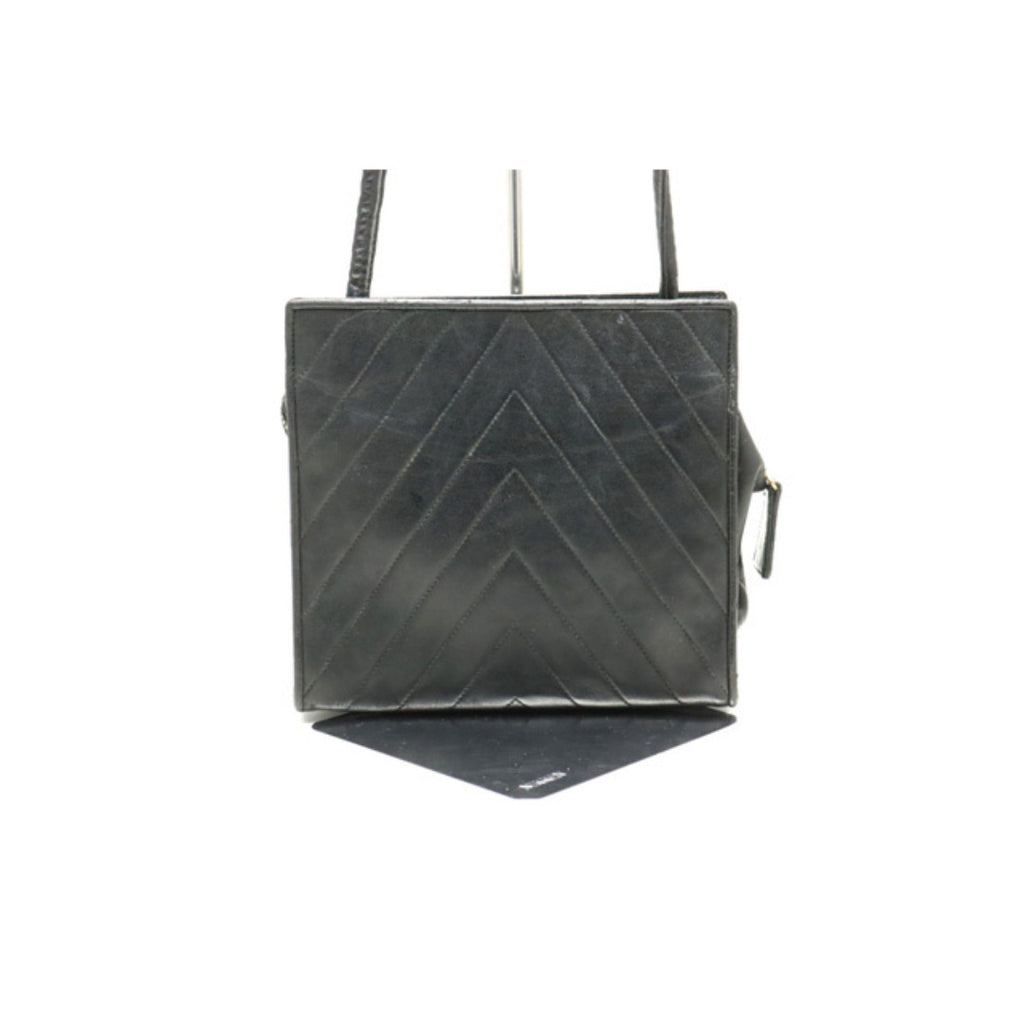 Chanel Stitch GD Metal Fittings Shoulder Bag — view 3