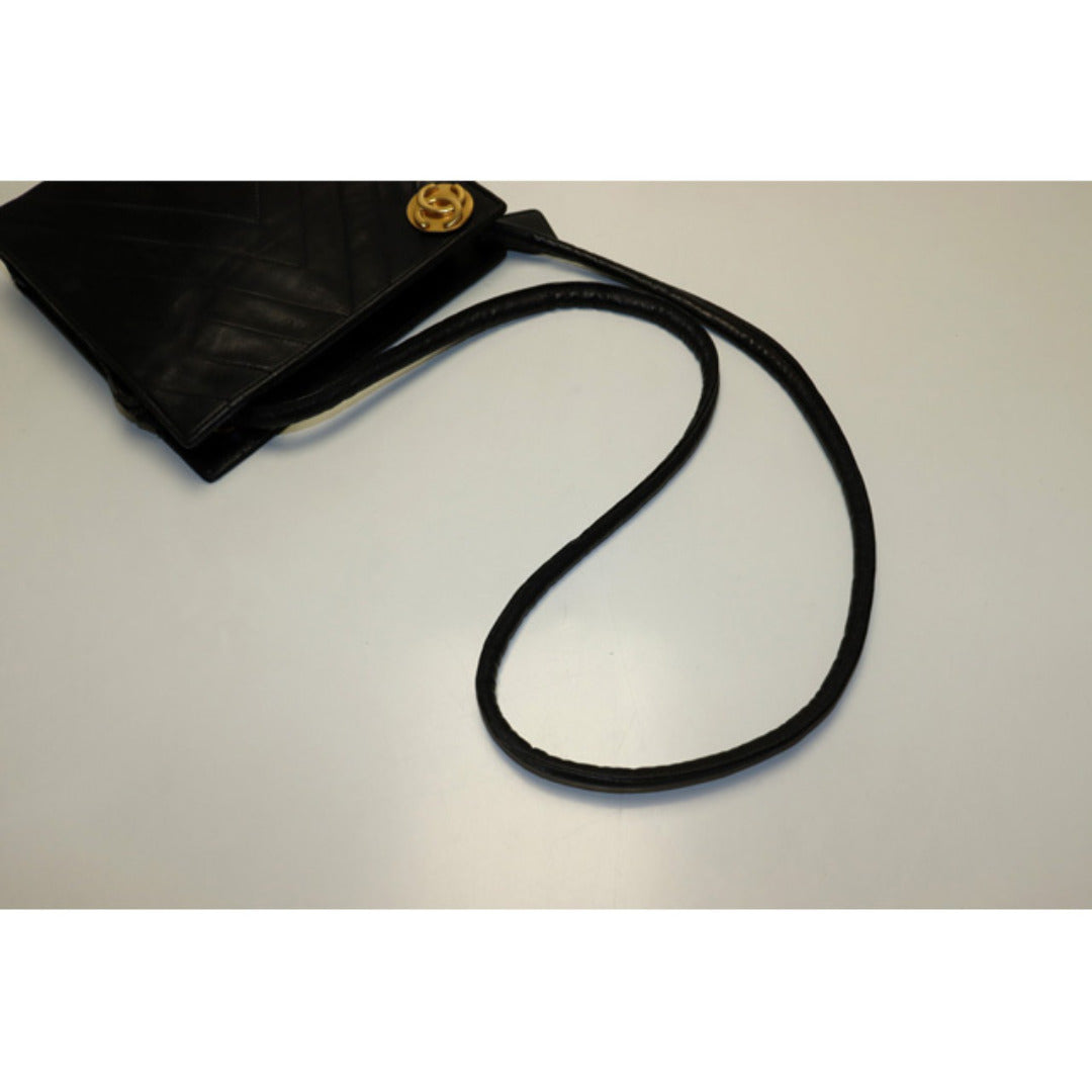 Chanel Stitch GD Metal Fittings Shoulder Bag — view 7