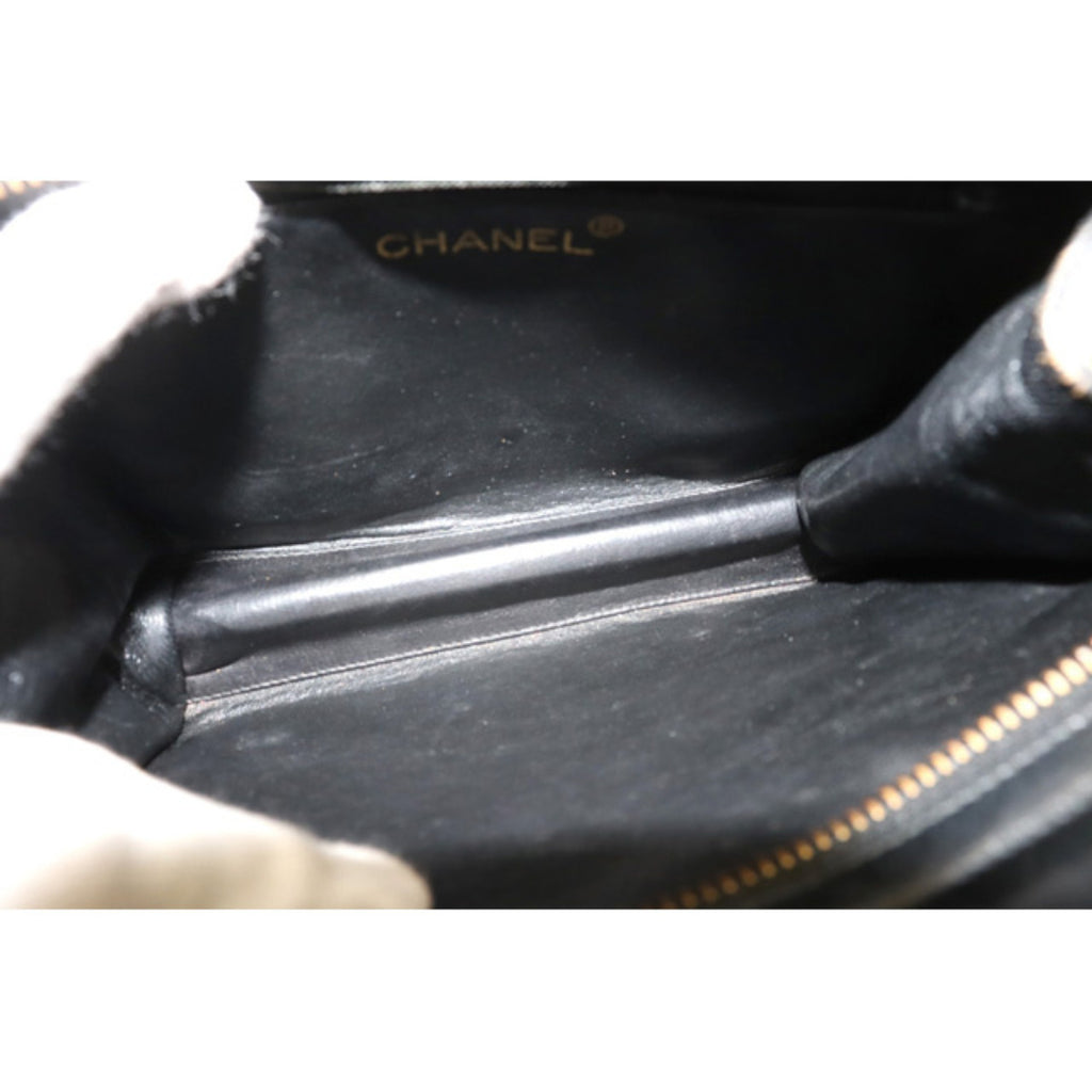 Chanel Stitch GD Metal Fittings Shoulder Bag — view 8
