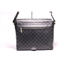 Louis Vuitton District MM NM Shoulder Bag — view 3