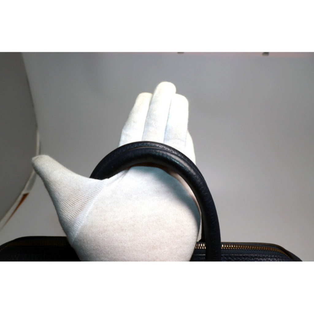 Louis Vuitton Taurillon Armand — view 6