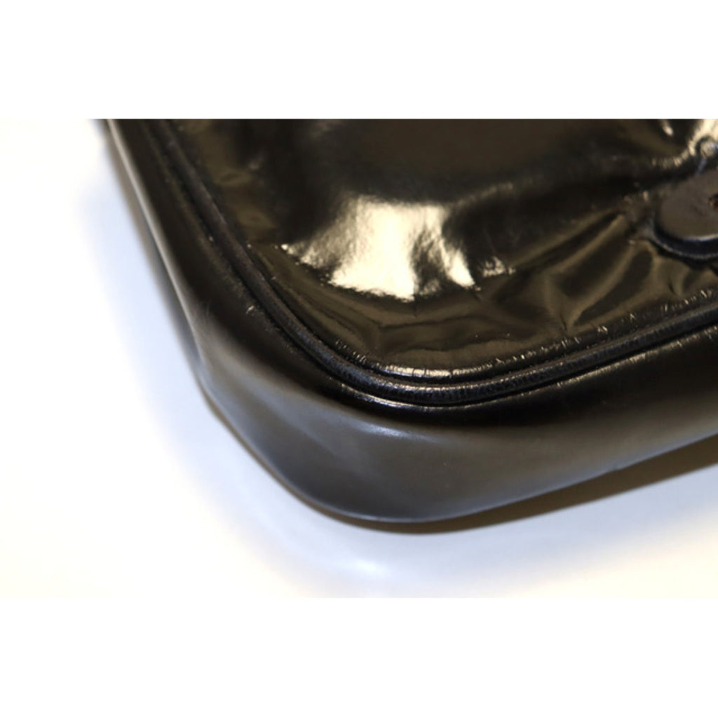 Chanel CC Logo GD Metal Fittings Shoulder Bag — view 9