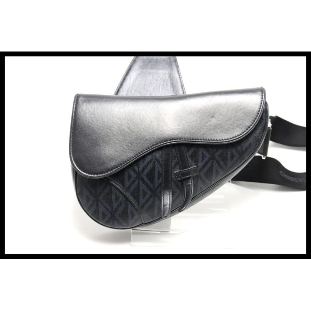 Dior CD Diamond Saddle Bag — view 2