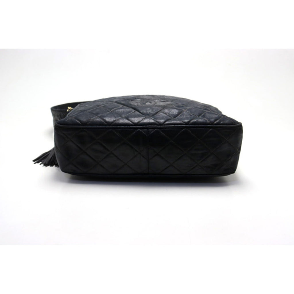 Chanel Quilted GD Metal Fittings Shoulder Bag — view 4