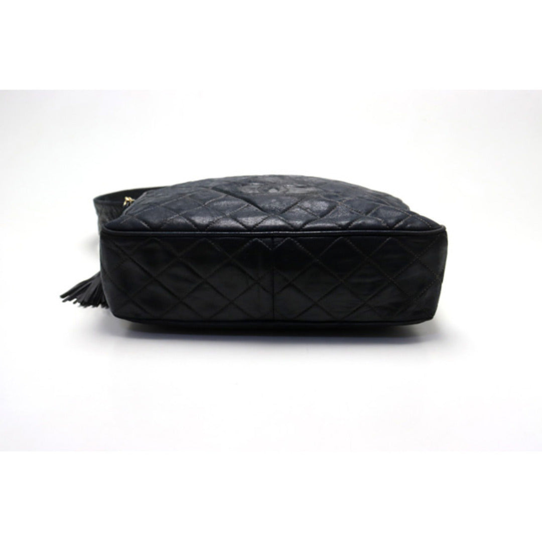 Chanel Quilted GD Metal Fittings Shoulder Bag — view 4