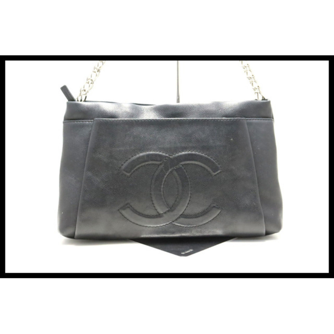 Chanel Jumbo CC Logo GD Metal Fittings Shoulder Bag — view 2
