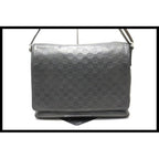 Louis Vuitton District MM Shoulder Bag — view 2