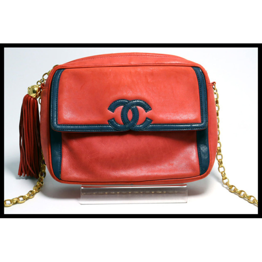 Chanel CC Logo GD Metal Fittings Shoulder Bag — view 2