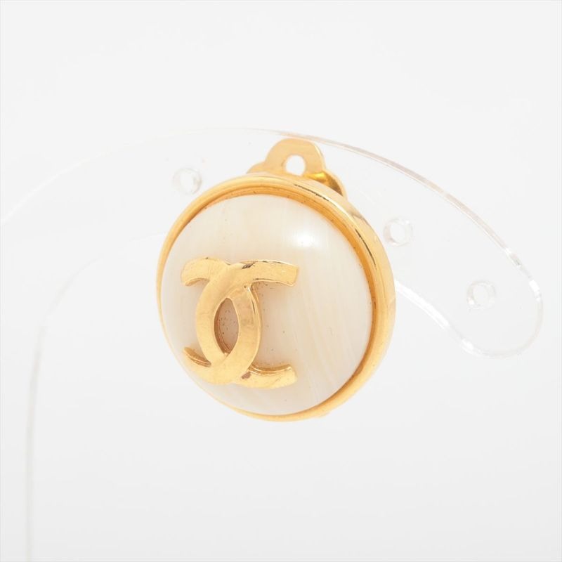 Chanel Coco Mark 207 Earrings GP And Faux Pearl — view 2
