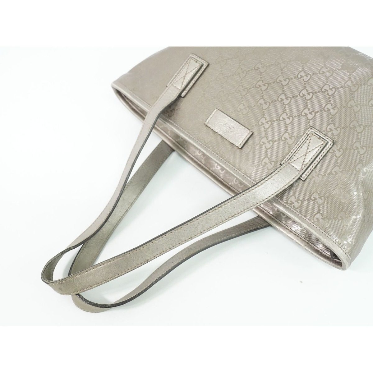 Gucci GG Supreme Tote Champagne Gold — view 4