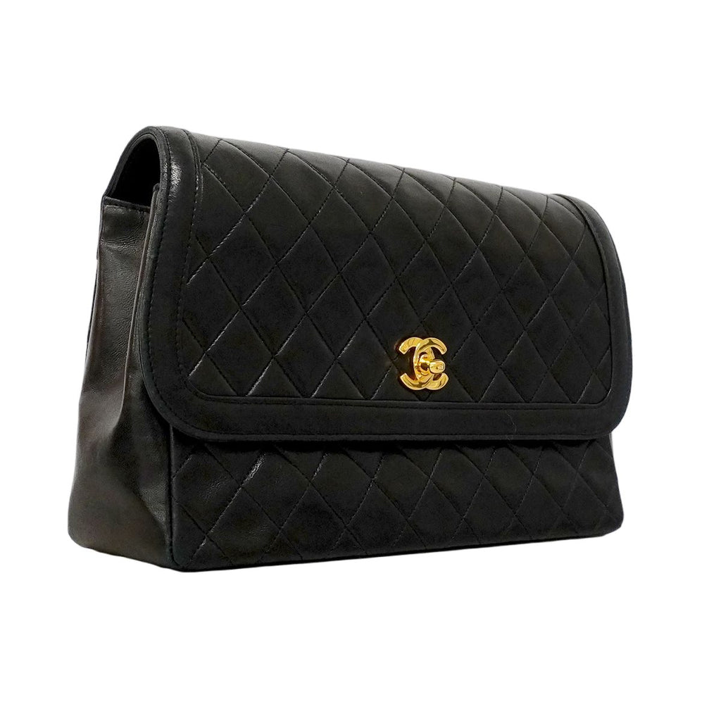 Chanel Shoulder Bag Quilted Lambskin Black Gold — view 2