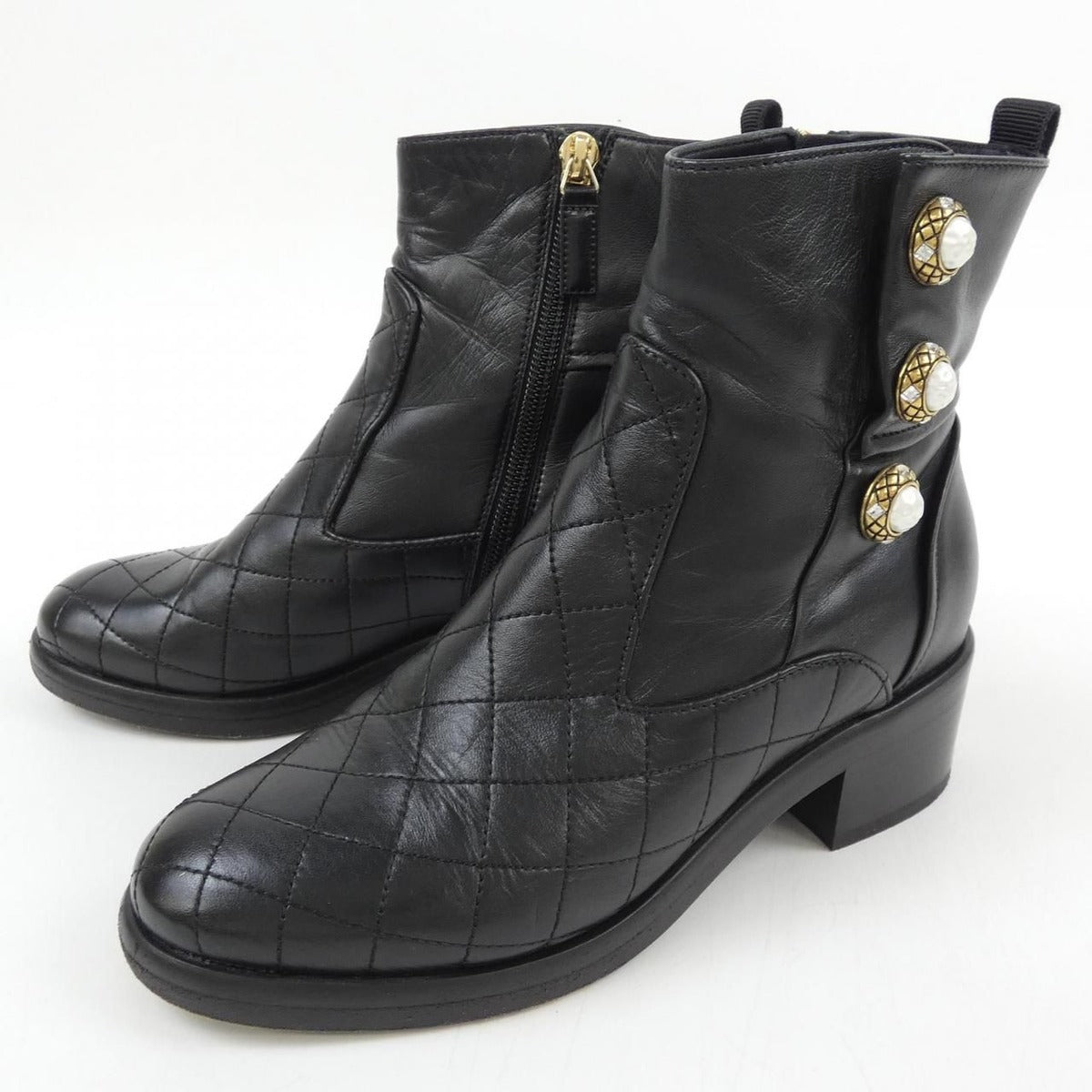 Chanel Boots Lambskin Black — view 3