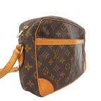 Louis Vuitton Shoulder Bag Monogram Trocadero 27 Brown — view 2