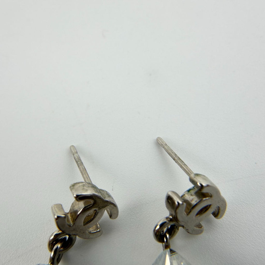 Chanel CC Logo Rhinestone Earrings Silver Vintage — view 4