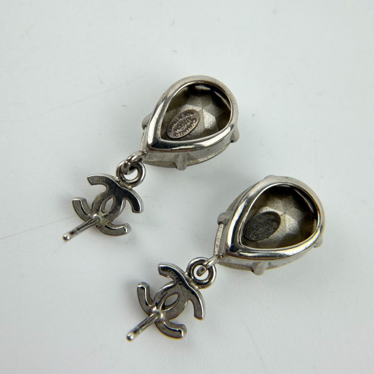 Chanel CC Logo Rhinestone Earrings Silver Vintage — view 7