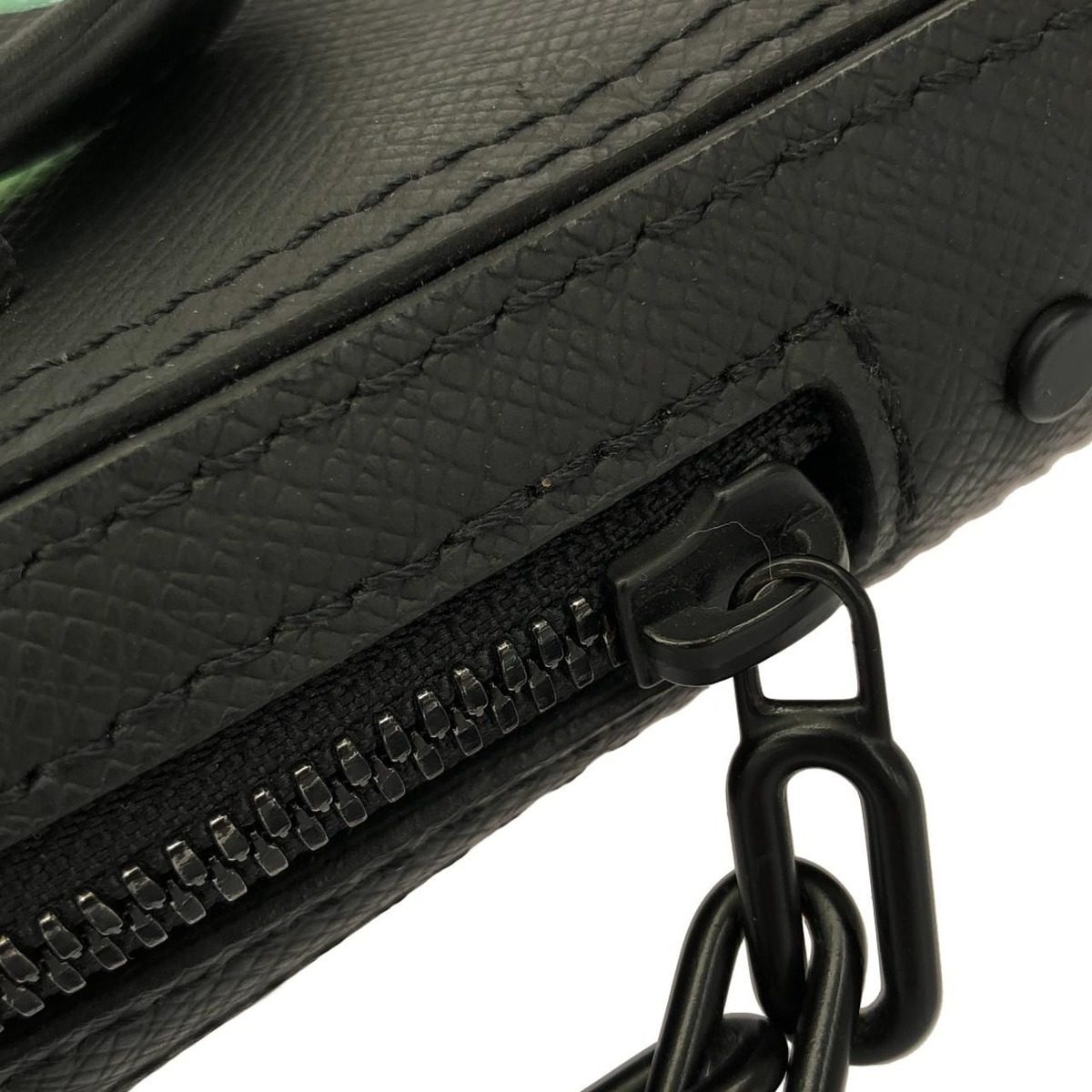 Louis Vuitton Taiga Rainbow Color Danube Messenger Bag — view 5