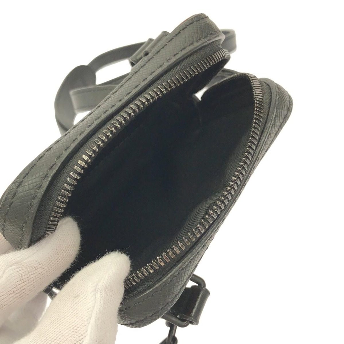 Louis Vuitton Taiga Rainbow Color Danube Messenger Bag — view 8