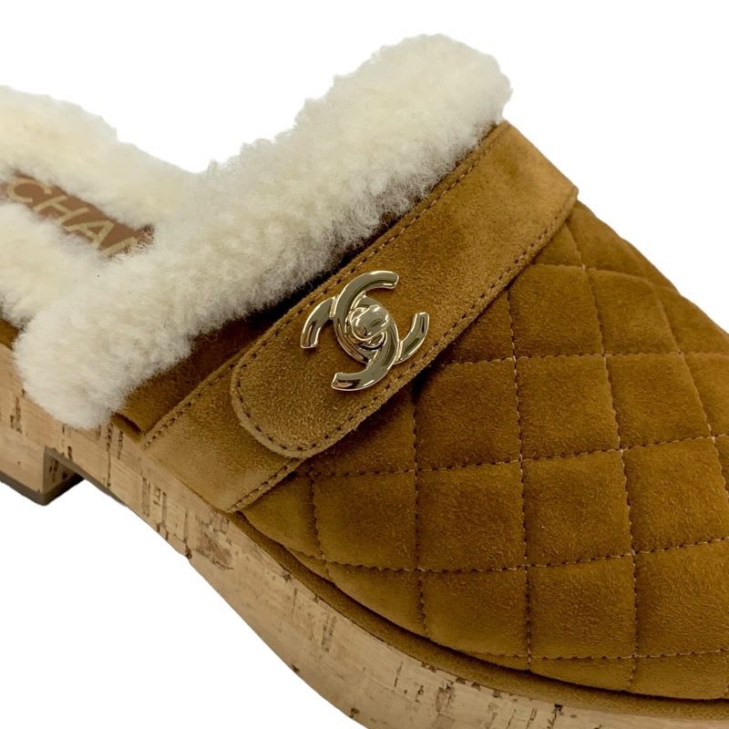 Chanel Sandals Shoes Suede Mouton Cork Brown Gold Sabot Mule Turnlock Coco Mark — view 9