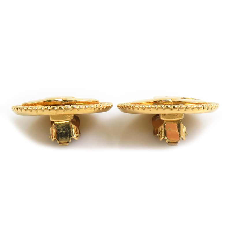 Chanel Quilted Classic Gold — view 4
