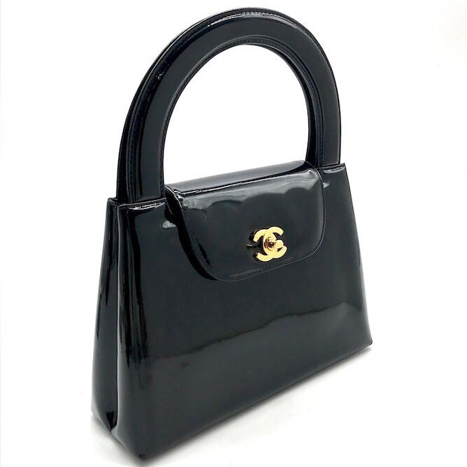 Chanel CC Logo Turnlock Patent Hand Bag Black Bag — view 3
