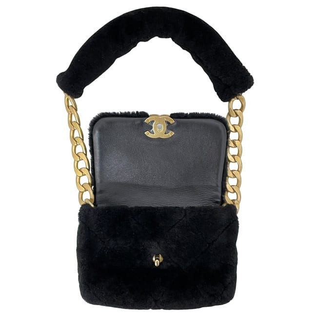 Chanel One Shoulder Bag Black Quilted 30 — view 6