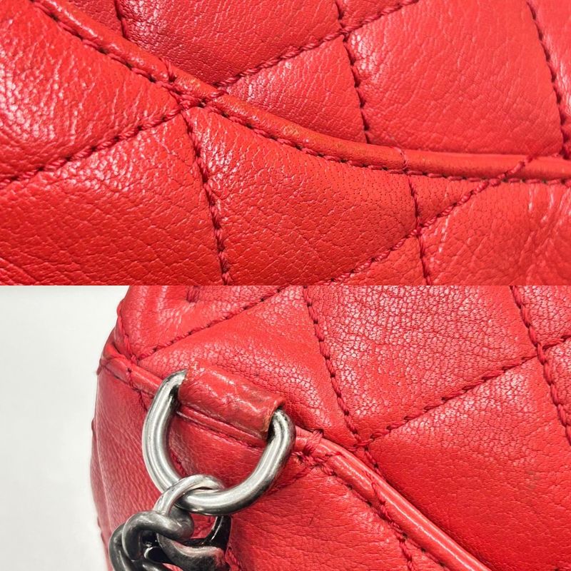 Chanel Shoulder Bag Women Quilted Chain Crossbody — view 9