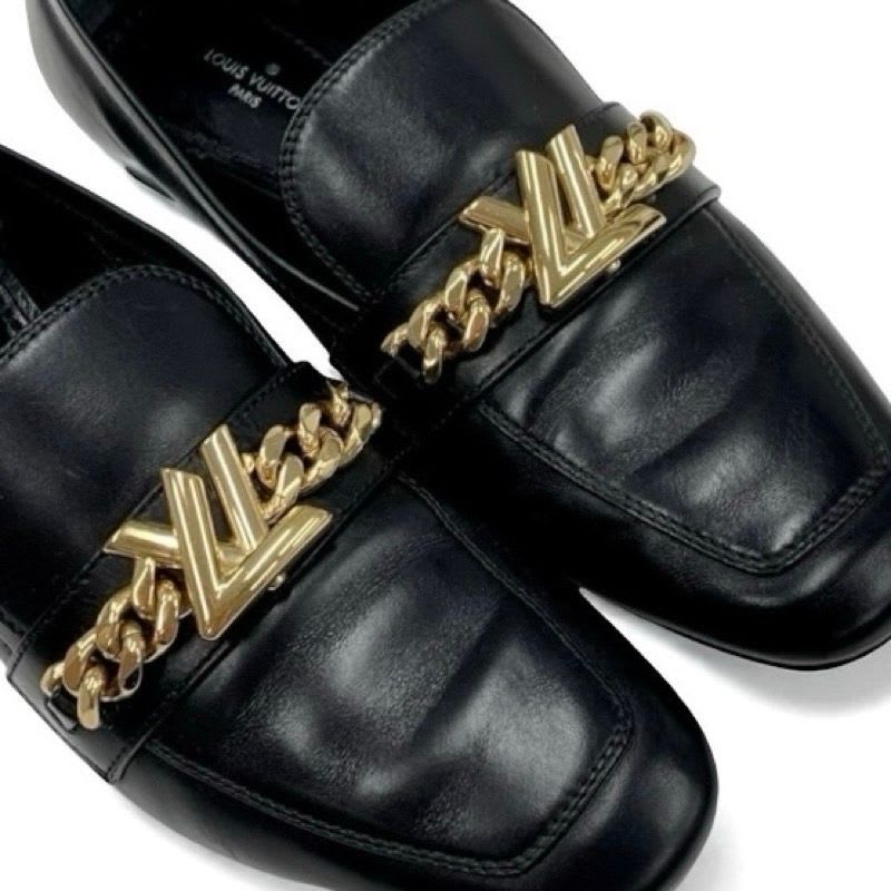 Louis Vuitton Upper Case Line Loafers Leather Shoes Black Gold Chain — view 9