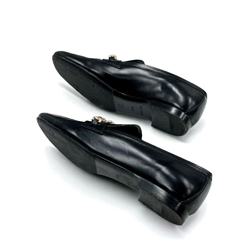 Louis Vuitton Upper Case Line Loafers Leather Shoes Black Gold Chain — view 6