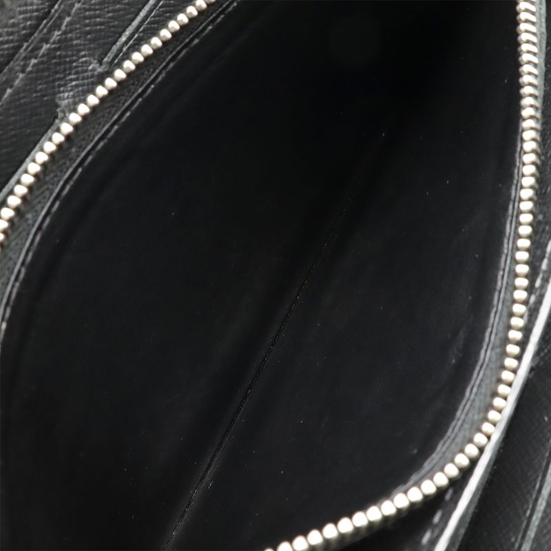Louis Vuitton Taiga Zippy XL Round Zipper Long Wallet Travel Case Second Bag — view 9