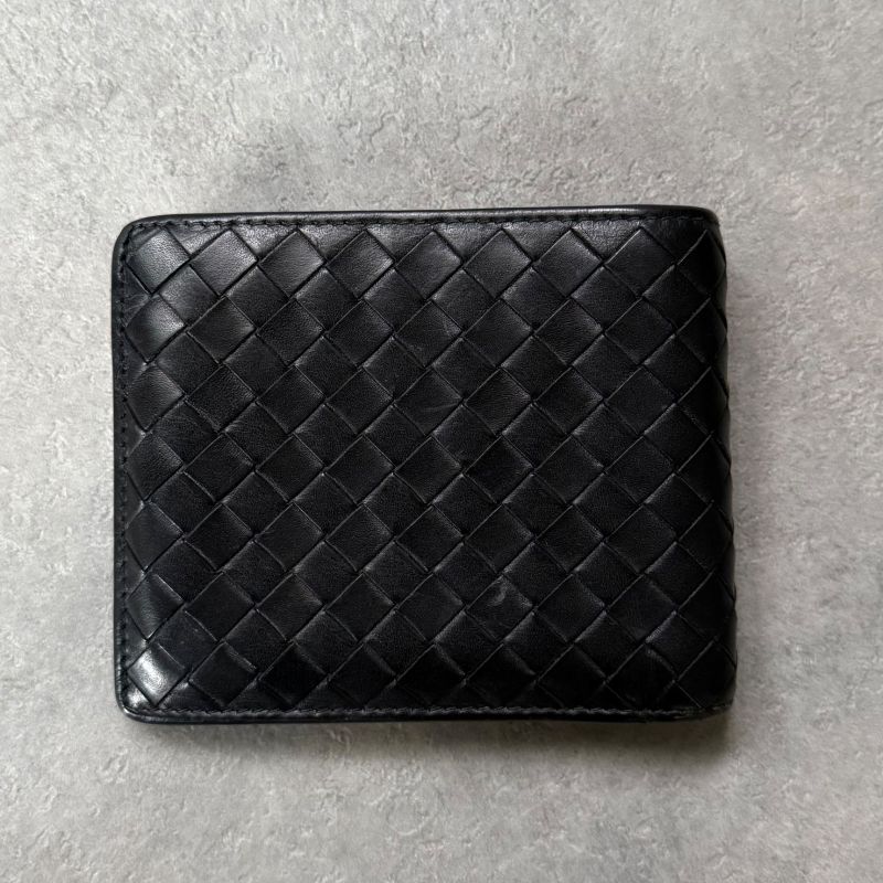 Bottega Veneta Intrecciato Bifold Wallet Billfold Black Calf Leather — view 5