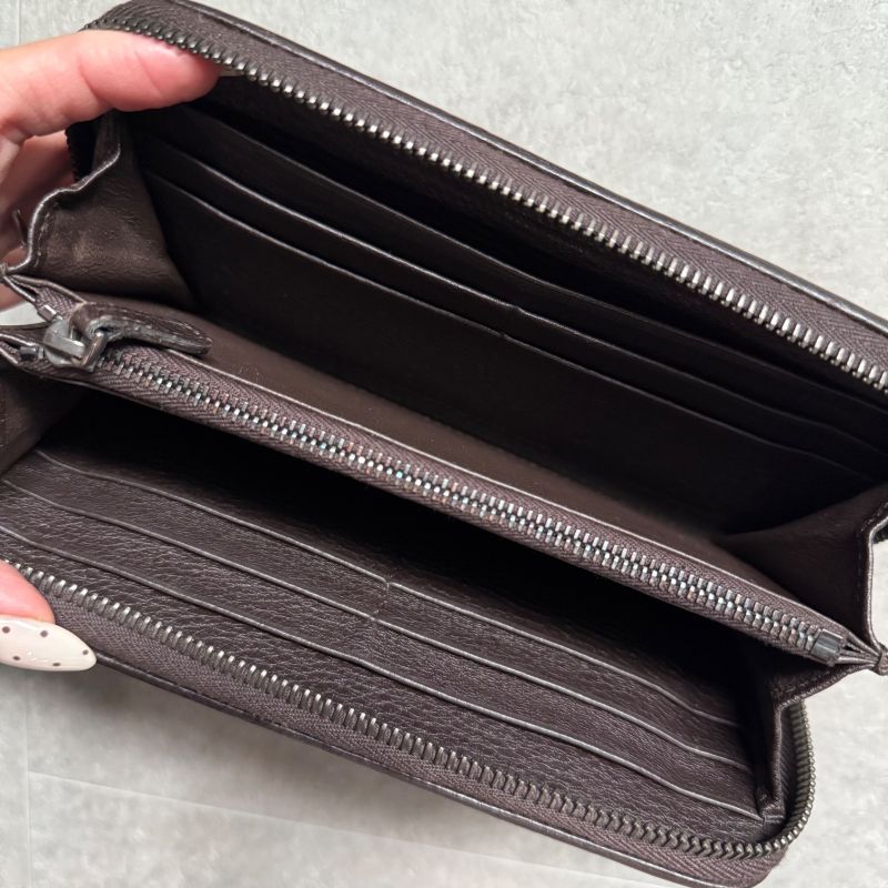 Bottega Veneta Intrecciato Round Zipper Long Wallet in Grained Leather Dark — view 8