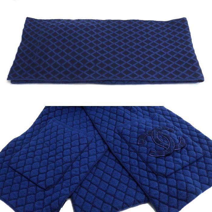 Chanel Large Quilted Scarf with Pocket Blue — view 3